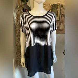 White Black House Market